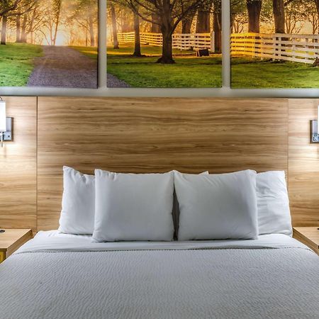 Days Inn & Suites By Wyndham Prattville-Montgomery מראה חיצוני תמונה
