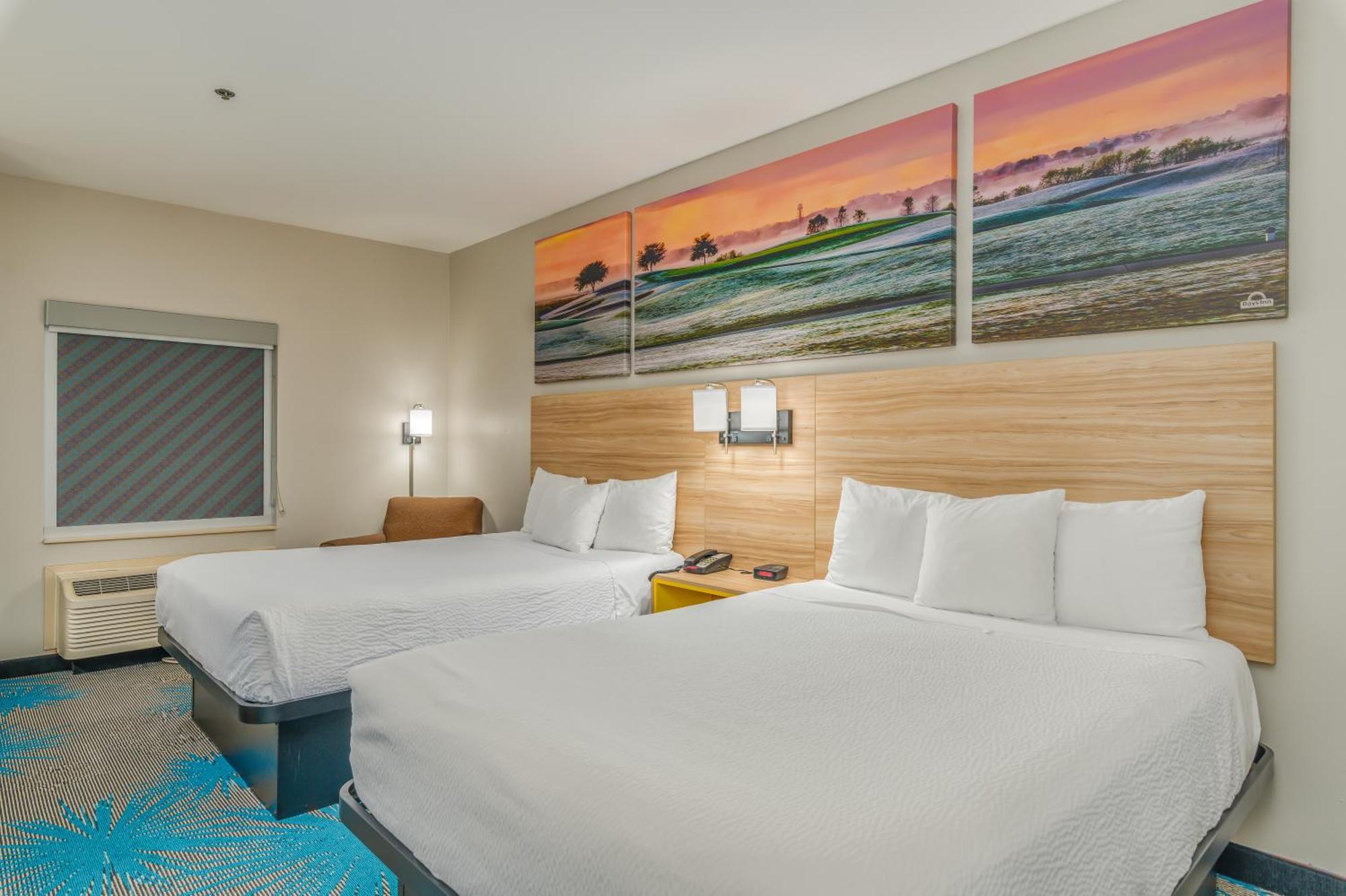 Days Inn & Suites By Wyndham Prattville-Montgomery מראה חיצוני תמונה
